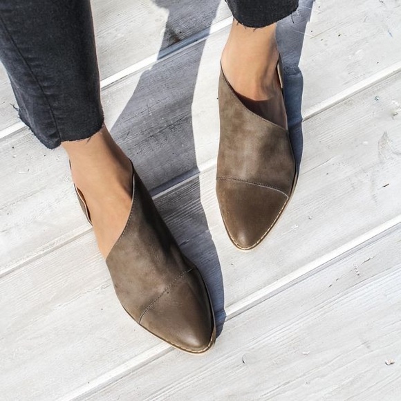 Qupid Shoes - Flat Royale Knock-Offs duple